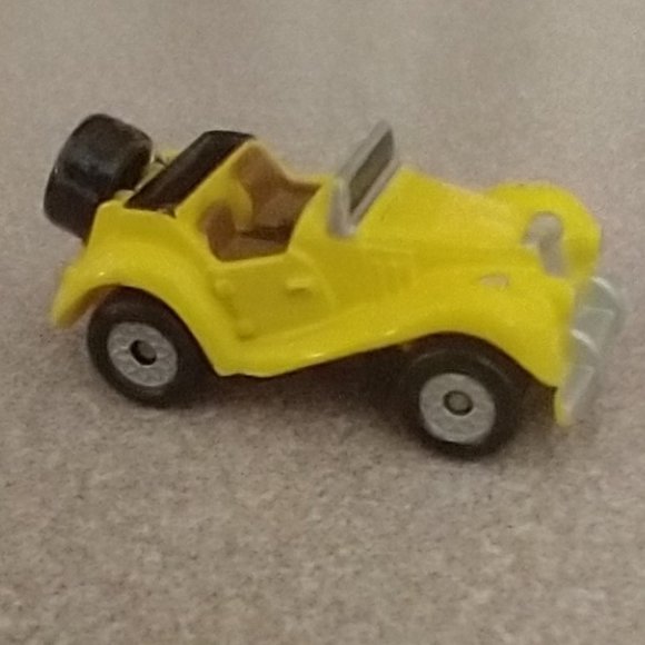 Vintage Micro Machines MG TF Yellow, 1987 Galoob - Picture 3 of 5